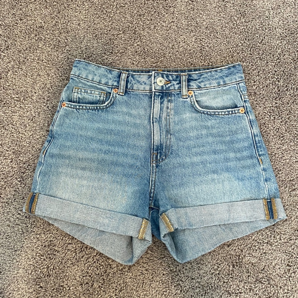 MANGO BLUE DENIM MOM SHORTS